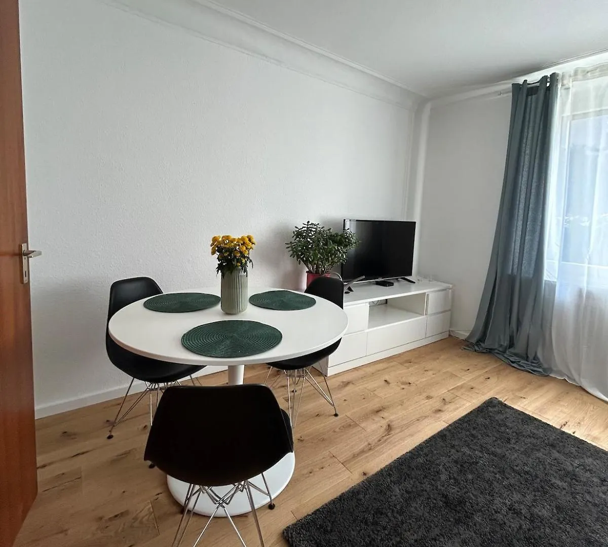 Apartment Top Lage & Komfort In Stuttgart - Naehe Neckarpark